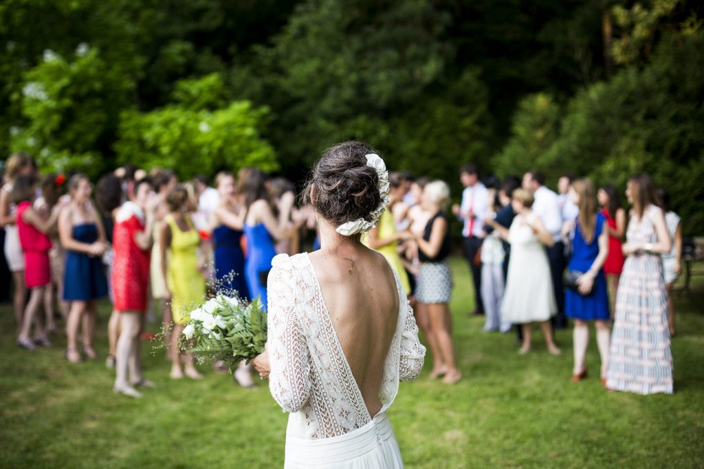 Destination Wedding Etiquette by WeddingsAbroad.com
