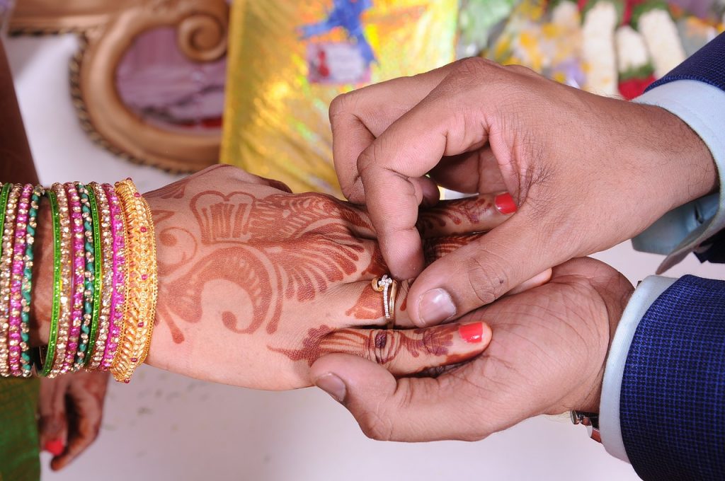 Indian Wedding Europe - 5 Top Tips To Plan Fairy Tale Indian Wedding In Europe - WeddingsAbroad.com